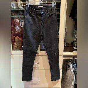 Levi’s 721 high rise skinny jeans, size 31